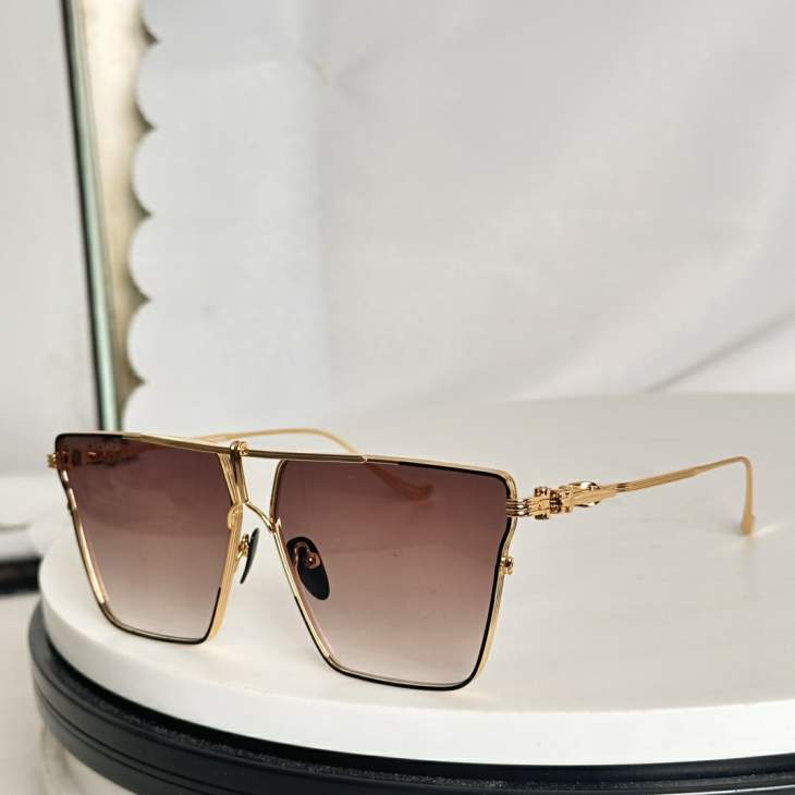 Picture of Chrome Hearts Sunglasses _SKUfw76014591fw
